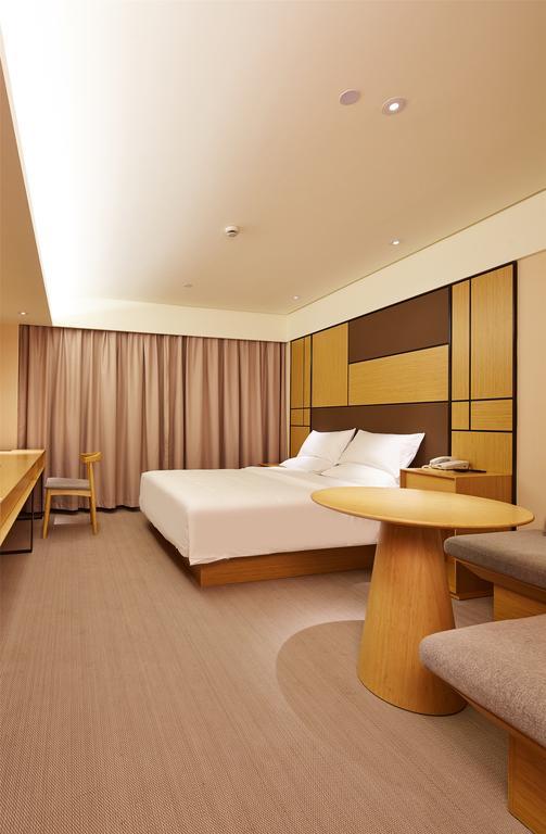 Ji Hotel Shanghai Lujiazui מראה חיצוני תמונה